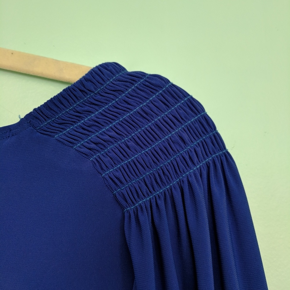 Dress - Picture 3 of 4